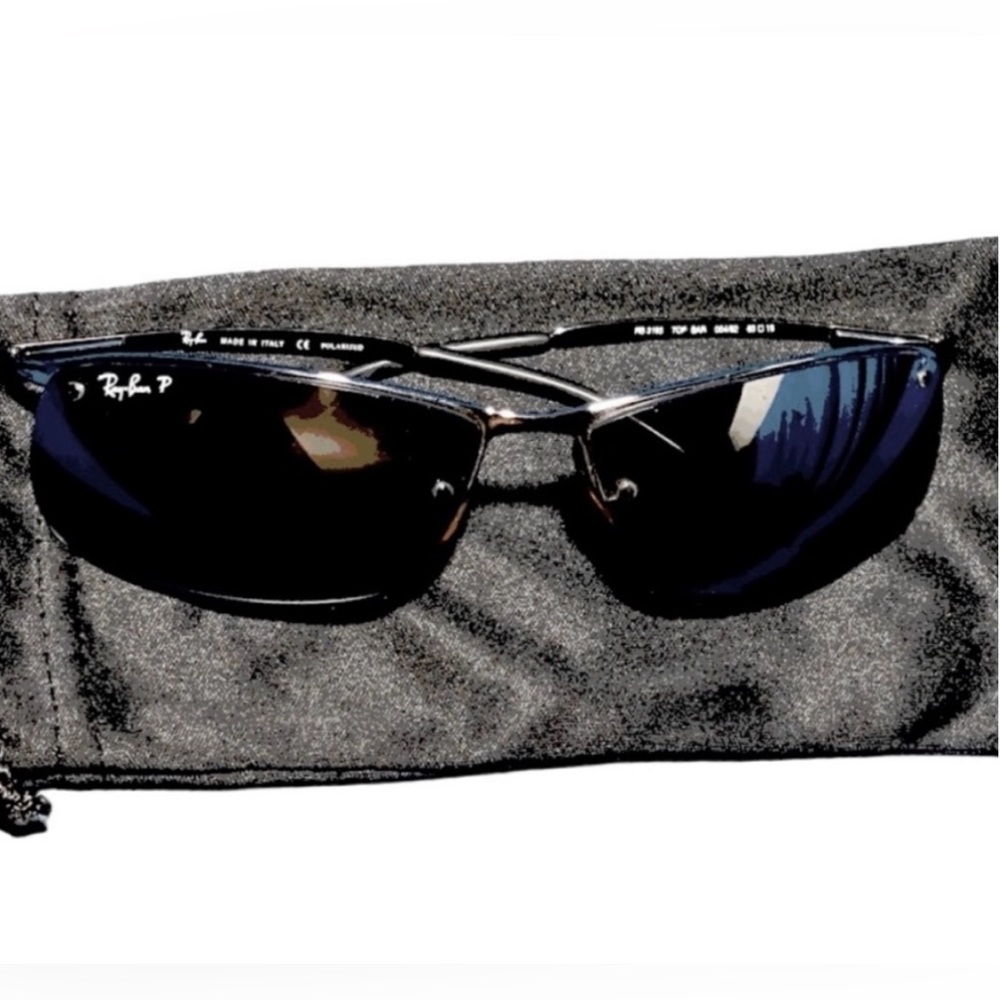 Ray Ban Polarized Grey Gradient Mirror
Wrap Men's Sunglasses RB3183 004/…